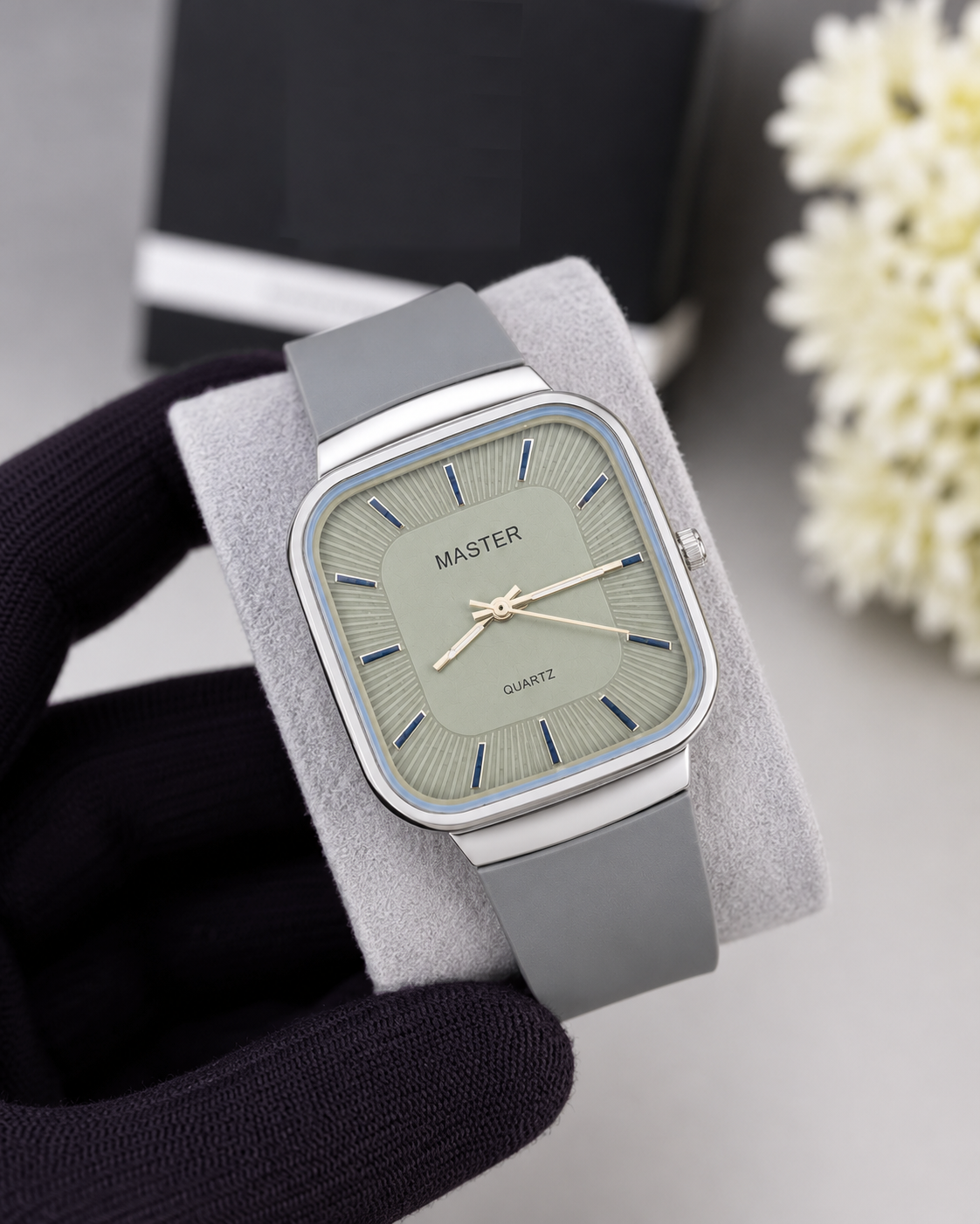 Master Quartz Silicon Strap Watch – Premium Everyday Timepiece