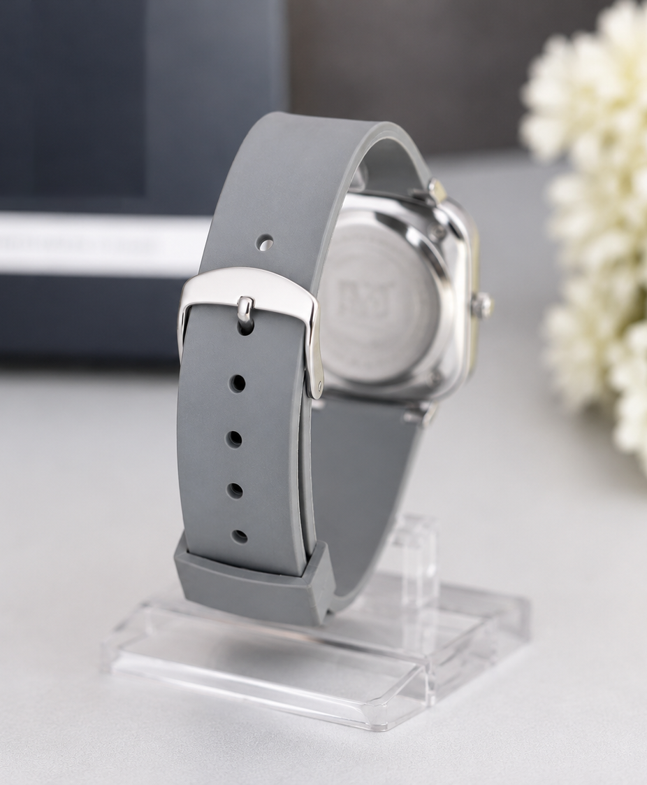 Master Quartz Silicon Strap Watch – Premium Everyday Timepiece